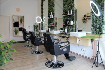 M&M Barbershop